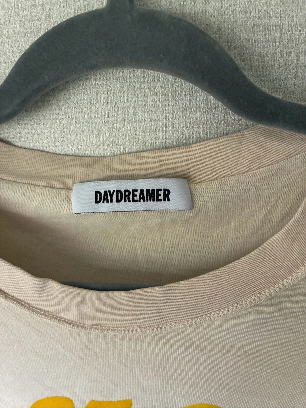 Daydreamer Tim McGraw Beige Graphic Tee - woman’s Casual Shirt - Picture 2 of 5